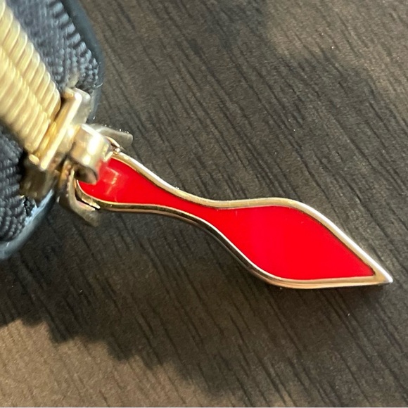 🖤❤️ EUC Christian Louboutin Panettone Wallet ❤️🖤 - Picture 6 of 10